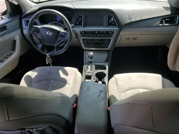 5NPE24AF5HH562839 2017 HYUNDAI SONATA - Image 8