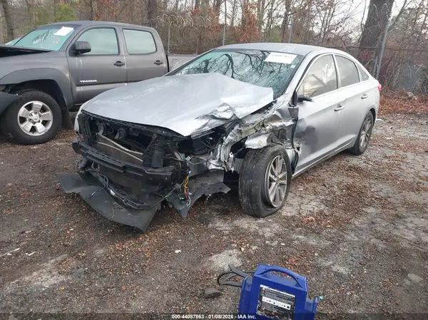 5NPE24AF5HH562937 2017 HYUNDAI SONATA - Image 2