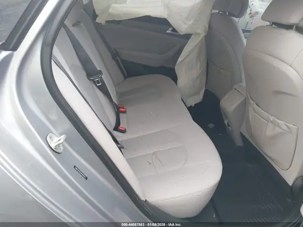 5NPE24AF5HH562937 2017 HYUNDAI SONATA - Image 8