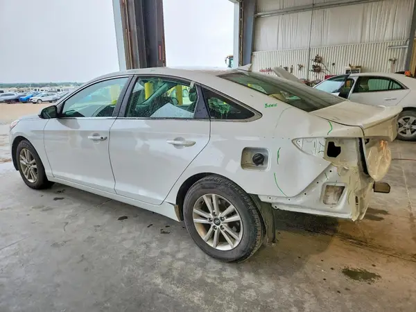 5NPE24AF5HH564753 2017 HYUNDAI SONATA - Image 2