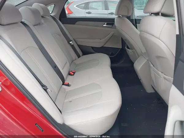 5NPE24AF5HH565398 2017 HYUNDAI SONATA - Image 8