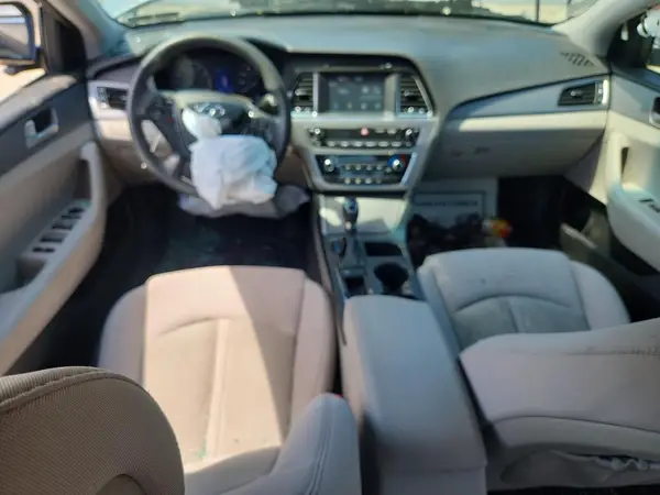 5NPE24AF5HH566857 2017 HYUNDAI SONATA - Image 8