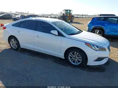 5NPE24AF5HH570021 2017 HYUNDAI SONATA