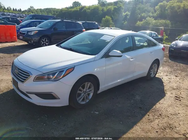 5NPE24AF5HH571766 2017 HYUNDAI SONATA - Image 2