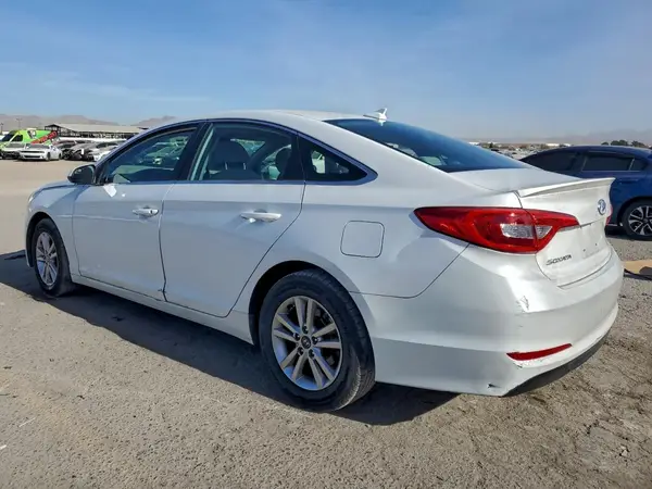 5NPE24AF5HH572643 2017 HYUNDAI SONATA - Image 2