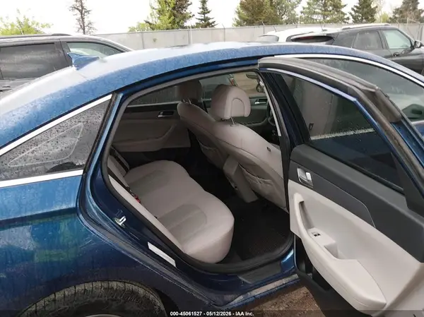 5NPE24AF5HH572755 2017 HYUNDAI SONATA - Image 8