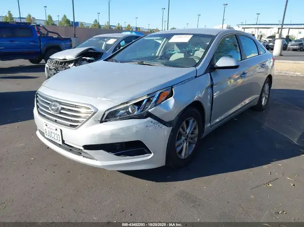 5NPE24AF5HH574540 2017 HYUNDAI SONATA - Image 2