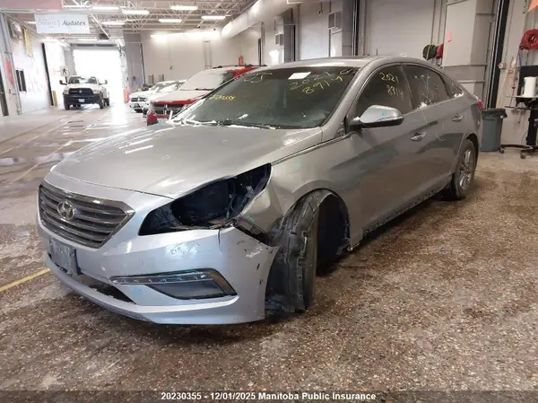 5NPE24AF5HH576210 2017 HYUNDAI SONATA - Image 2