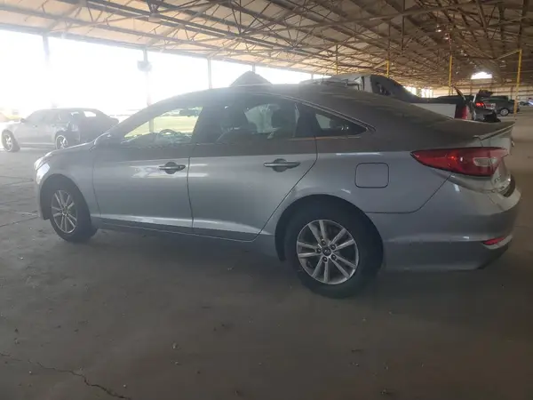 5NPE24AF5HH577969 2017 HYUNDAI SONATA - Image 2
