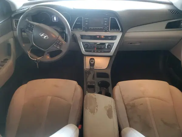 5NPE24AF5HH577969 2017 HYUNDAI SONATA - Image 8
