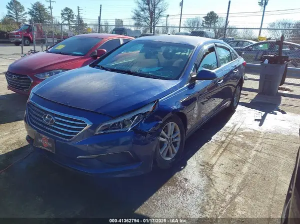 5NPE24AF5HH578636 2017 HYUNDAI SONATA - Image 2