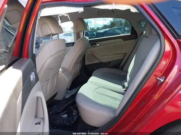 5NPE24AF5HH579561 2017 HYUNDAI SONATA - Image 8