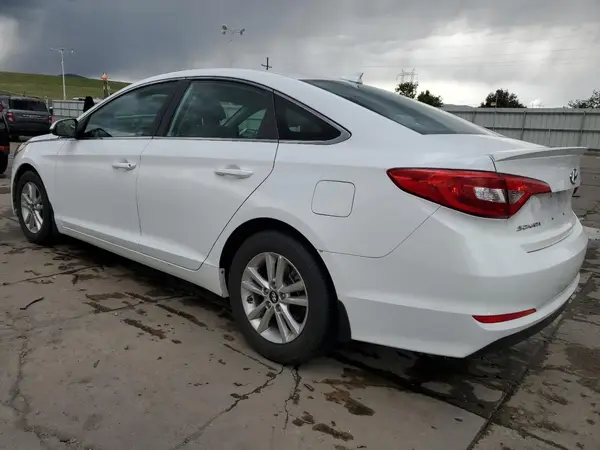 5NPE24AF5HH580919 2017 HYUNDAI SONATA - Image 2