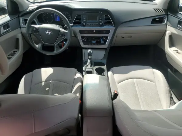 5NPE24AF5HH582038 2017 HYUNDAI SONATA - Image 8