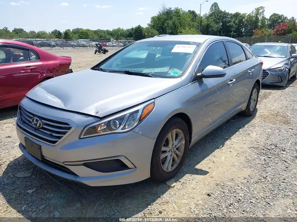 5NPE24AF5HH583335 2017 HYUNDAI SONATA - Image 2