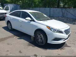 5NPE24AF5HH584985 2017 HYUNDAI SONATA
