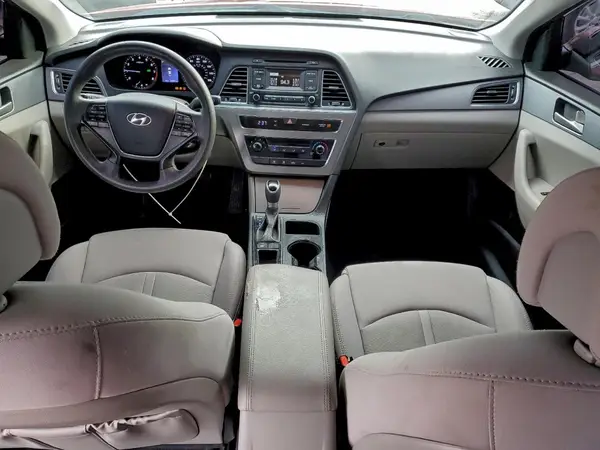 5NPE24AF5HH587918 2017 HYUNDAI SONATA - Image 8