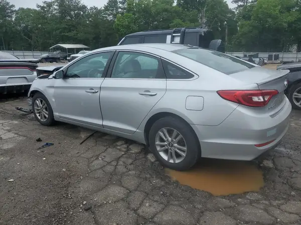 5NPE24AF5HH588731 2017 HYUNDAI SONATA - Image 2