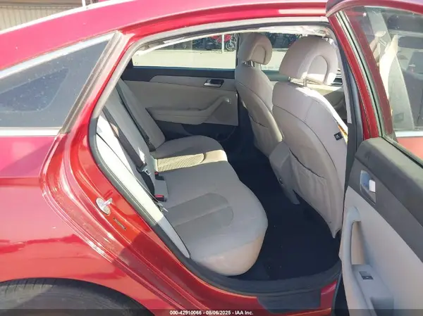 5NPE24AF5HH589622 2017 HYUNDAI SONATA - Image 8