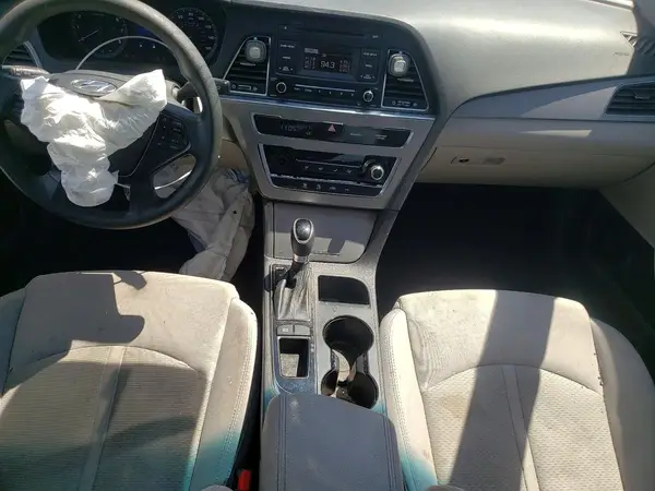 5NPE24AF5HH590334 2017 HYUNDAI SONATA - Image 8