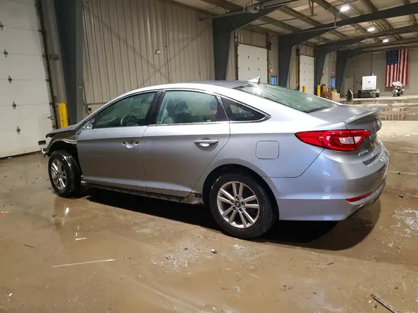 5NPE24AF5HH592598 2017 HYUNDAI SONATA - Image 2