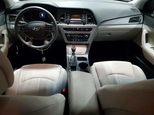 5NPE24AF5HH594125 2017 HYUNDAI SONATA - Image 8