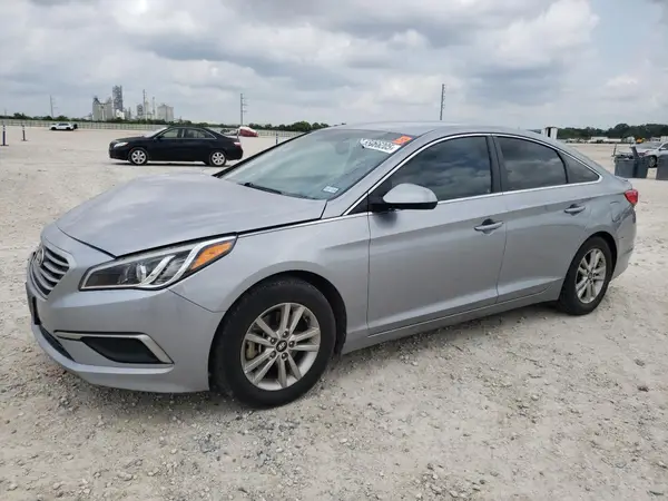 5NPE24AF5HH595209 2017 HYUNDAI SONATA - Image 1