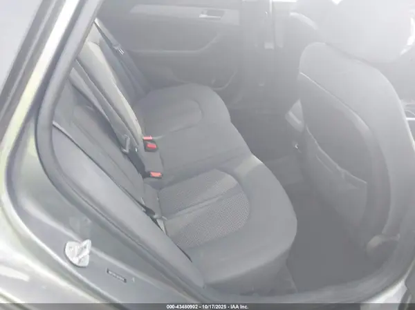 5NPE24AF5J8706976 2018 HYUNDAI SONATA - Image 8