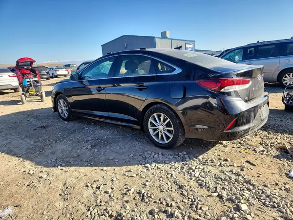 5NPE24AF5JH601189 2018 HYUNDAI SONATA - Image 2