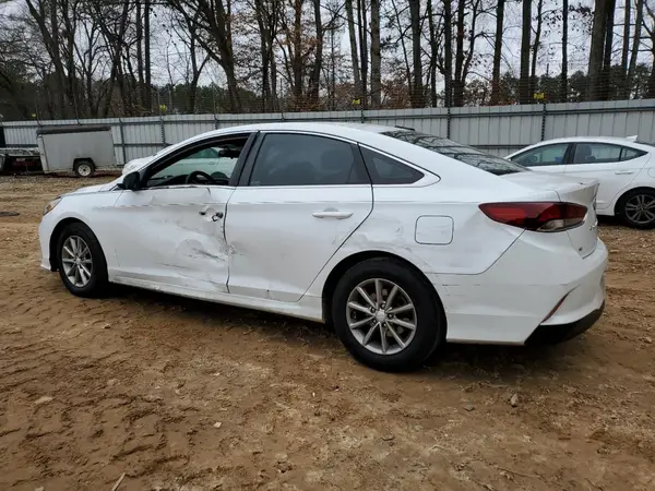 5NPE24AF5JH605758 2018 HYUNDAI SONATA - Image 2