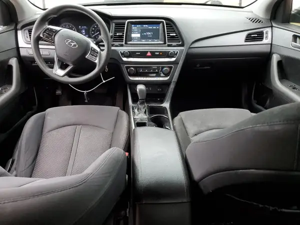 5NPE24AF5JH605758 2018 HYUNDAI SONATA - Image 8