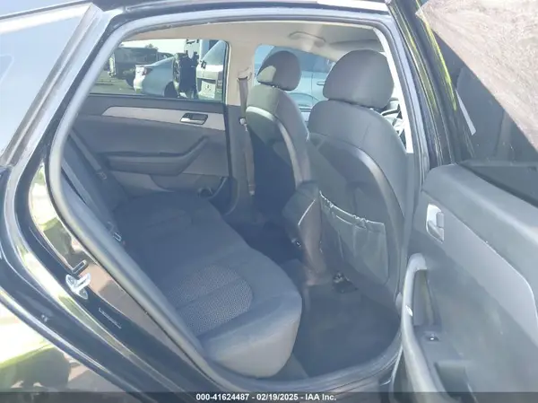 5NPE24AF5JH611012 2018 HYUNDAI SONATA - Image 8