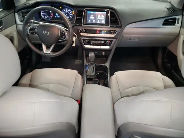 5NPE24AF5JH611575 2018 HYUNDAI SONATA - Image 8