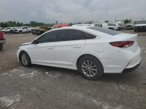 5NPE24AF5JH614461 2018 HYUNDAI SONATA - Image 2