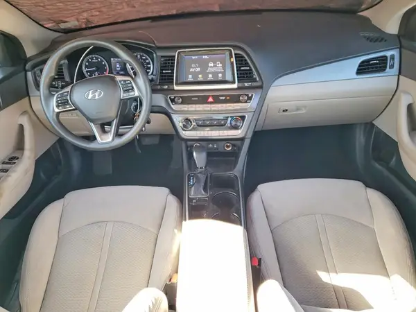 5NPE24AF5JH615609 2018 HYUNDAI SONATA - Image 8