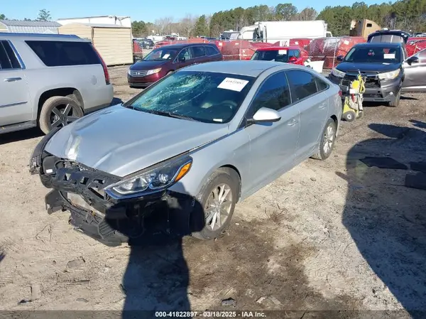 5NPE24AF5JH618090 2018 HYUNDAI SONATA - Image 2