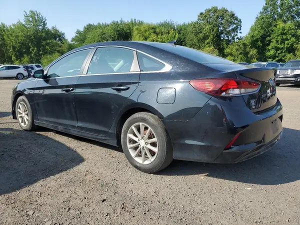 5NPE24AF5JH620695 2018 HYUNDAI SONATA - Image 2