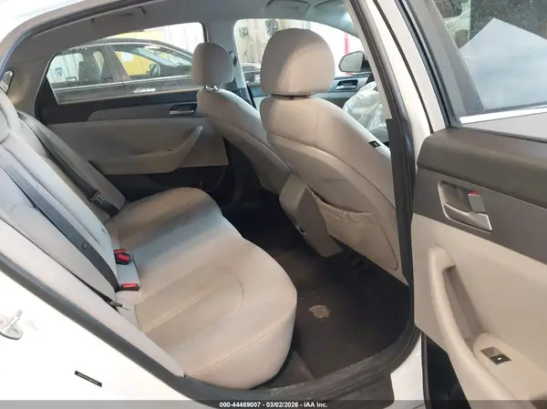 5NPE24AF5JH622527 2018 HYUNDAI SONATA - Image 8