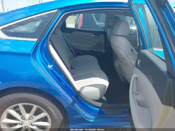 5NPE24AF5JH622947 2018 HYUNDAI SONATA - Image 8