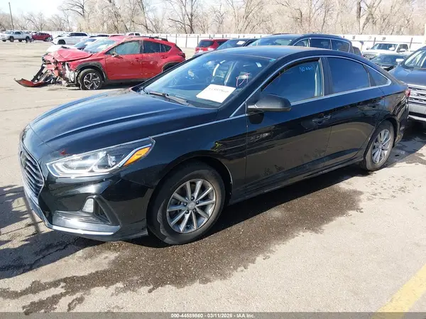5NPE24AF5JH623788 2018 HYUNDAI SONATA - Image 2