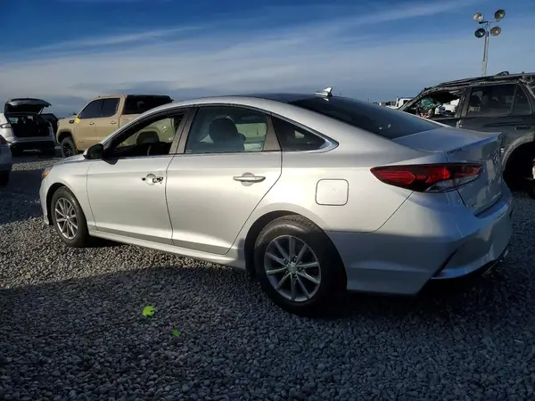 5NPE24AF5JH624259 2018 HYUNDAI SONATA - Image 2