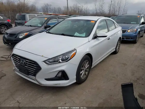 5NPE24AF5JH624908 2018 HYUNDAI SONATA - Image 2