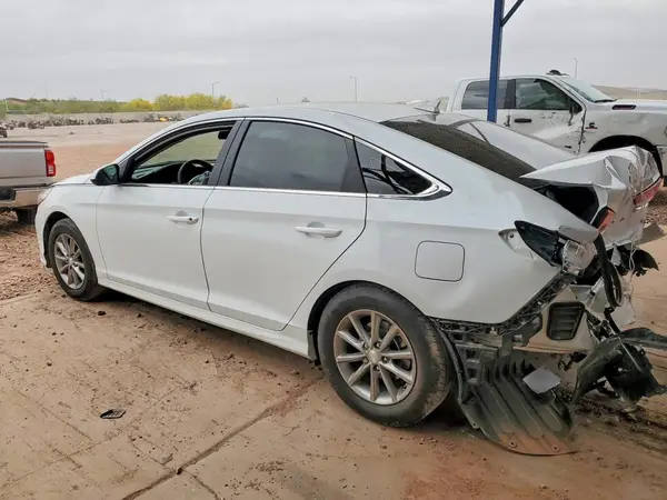 5NPE24AF5JH625816 2018 HYUNDAI SONATA - Image 2