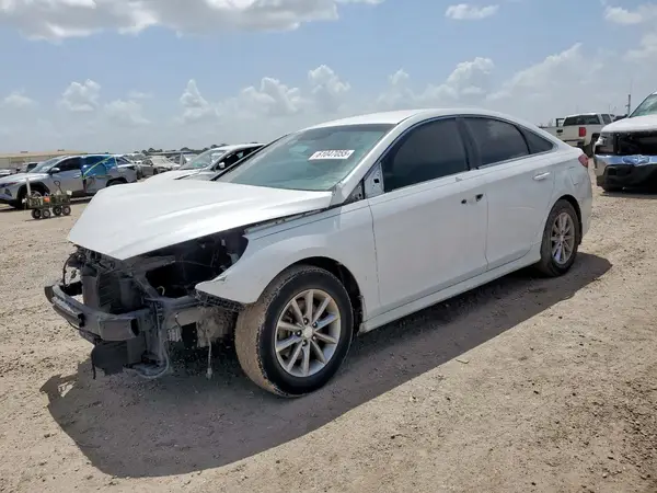 5NPE24AF5JH629090 2018 HYUNDAI SONATA - Image 1