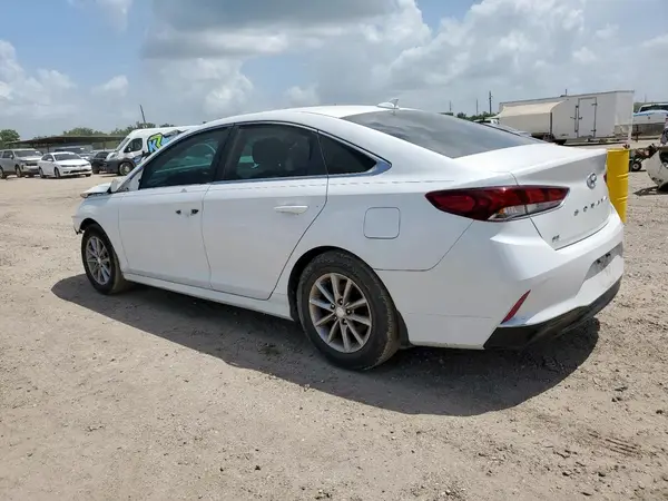 5NPE24AF5JH629090 2018 HYUNDAI SONATA - Image 2