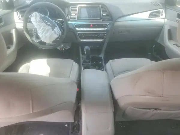 5NPE24AF5JH636640 2018 HYUNDAI SONATA - Image 8