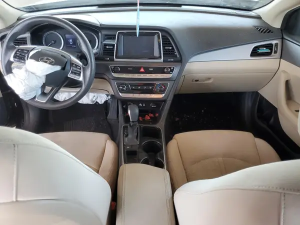 5NPE24AF5JH646889 2018 HYUNDAI SONATA - Image 8