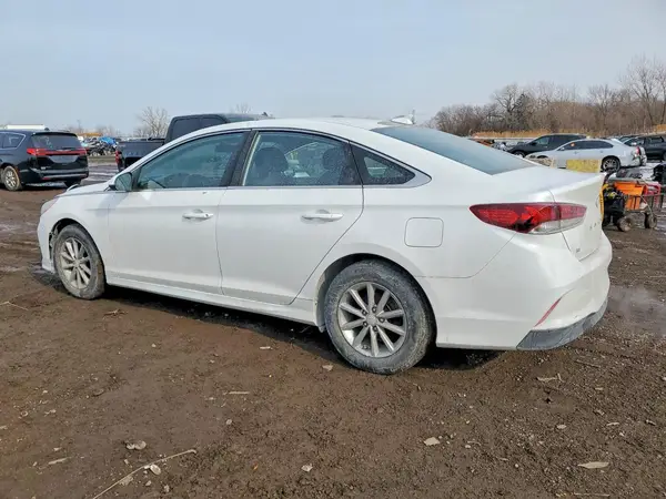 5NPE24AF5JH650800 2018 HYUNDAI SONATA - Image 2