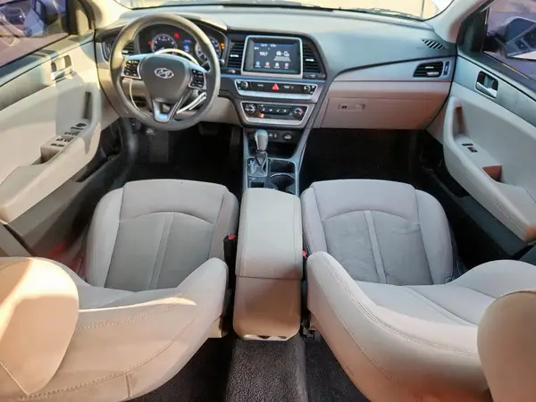 5NPE24AF5JH655656 2018 HYUNDAI SONATA - Image 8