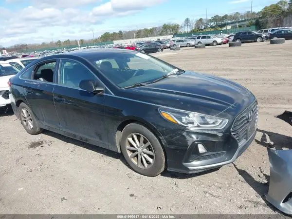 5NPE24AF5JH656452 2018 HYUNDAI SONATA - Image 1